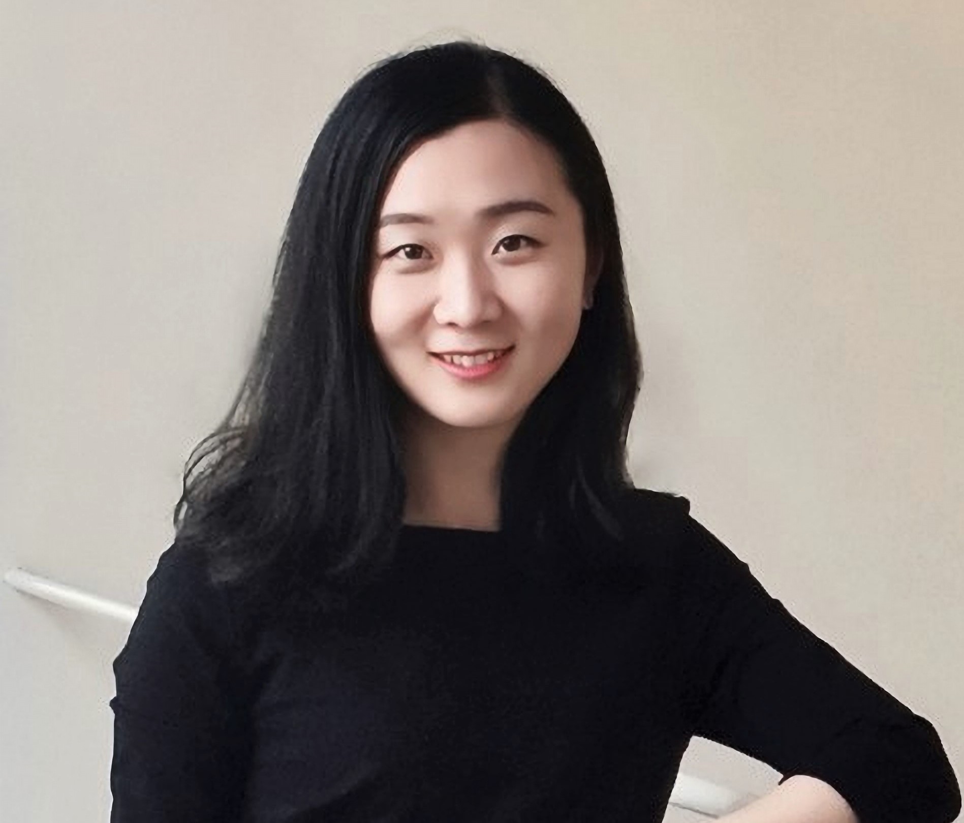 Dr. des. Qiao Hu