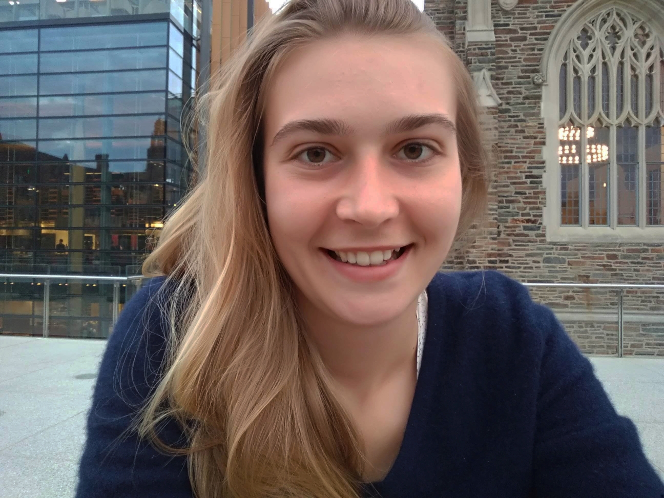 Dr. des. Anita Martin